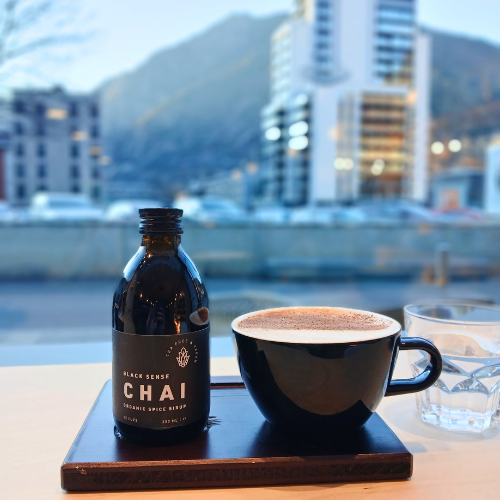 chai taza y botella chai taza y botella